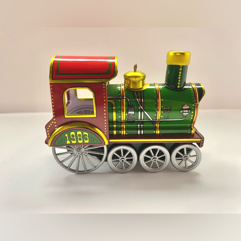 Vintage 1983 Hallmark “Tin Locomotive” Keepsake Ornament.
QX404-9